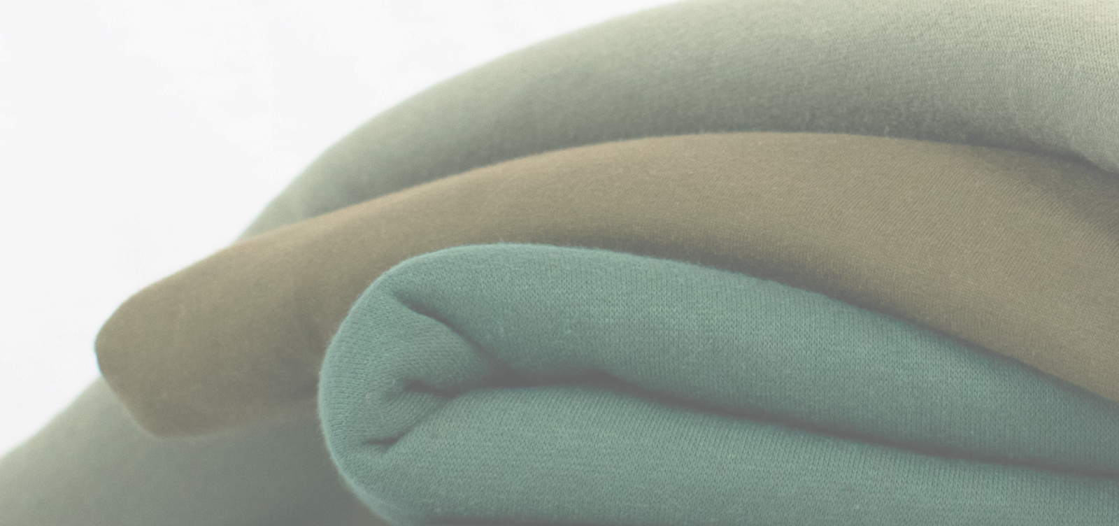 Mengapa Bahan Kaos Cotton Combed 24s Kharisma Textile Jadi Pilihan Konveksi